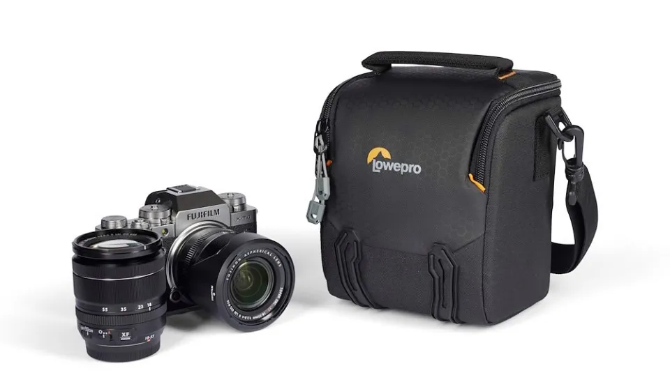Etui na aparat Lowepro Adventura SH 120 III czarne